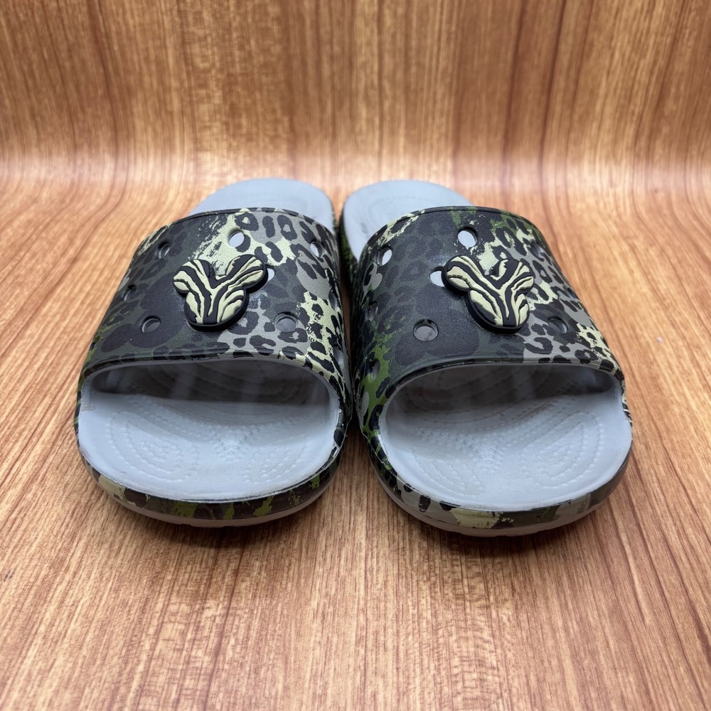 Crocs Disney Mickey Mouse Slide Sandals Womens 6 Mens 4 Green Animal Print Camo - Picture 2 of 7